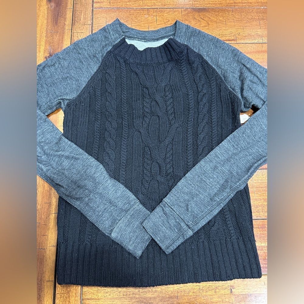 Lululemon Knitted Sweater